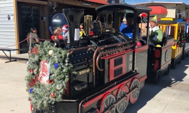 For Refresh or Sponsored Post – Take a Train Ride After Meeting Santa and Mrs. Claus at Traders Village