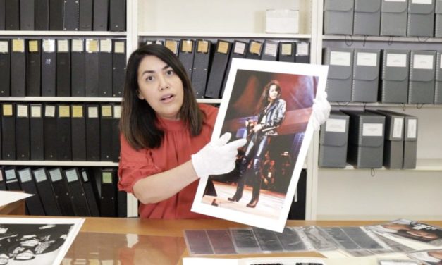 Smithsonian Adds Selena Photos By San Antonio Photographer Al Rendon