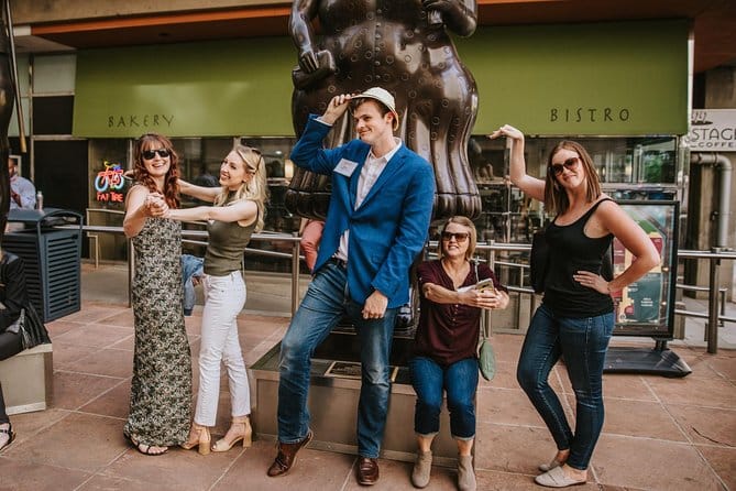 Epic San Antonio Bar Crawl By Let’s Roam